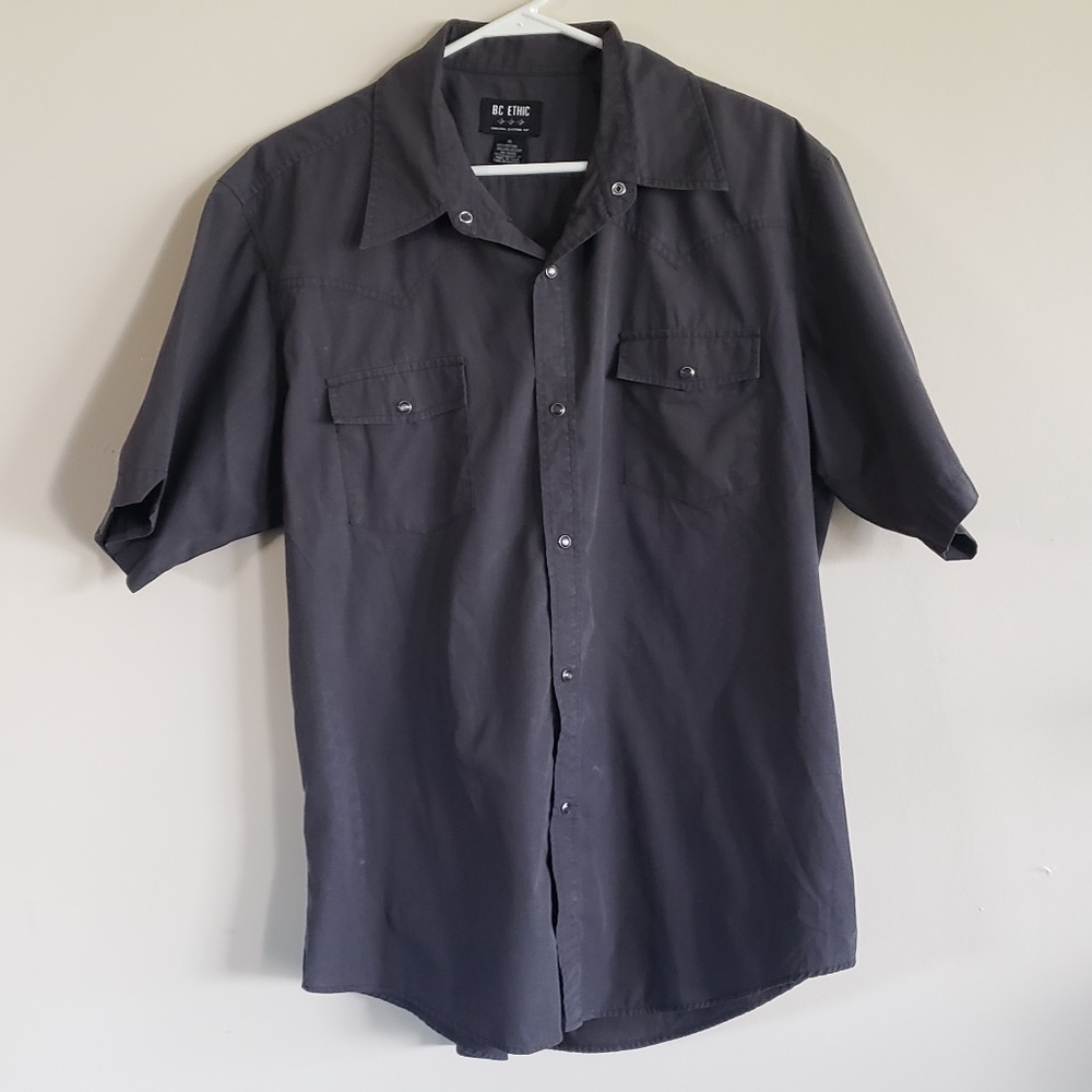 🌞$20 for 4🌞 BC Ethic Smooth Custom Fit Shirt